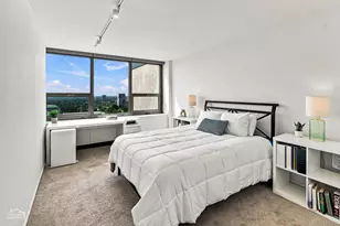 1700 E 56th St, Chicago, IL 60637 - Photo 24