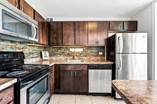1700 E 56th St, Chicago, IL 60637 - Photo 14