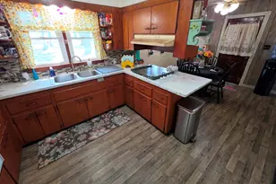 108 N Linton St, Odin, IL 62870 - Photo 8