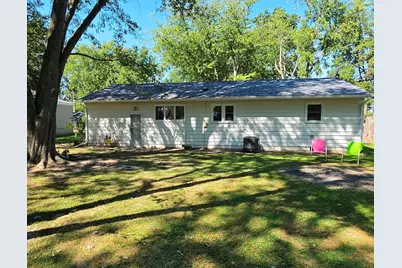 108 N Linton Street, Odin, IL 62870 - Photo 2