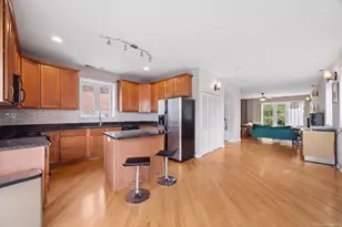 1730 S Des Plaines Ave, Chicago, IL 60616 - Photo 6