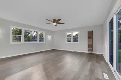424 Mark Avenue, Glendale Heights, IL 60139 - Photo 16