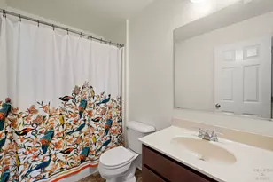 1621 Dogwood Ln, Hanover Park, IL 60133 - Photo 18
