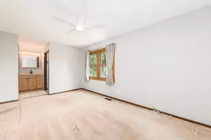 795 Cardinal Ln, Elk Grove Village, IL 60007 - Photo 18
