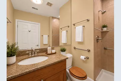 106 S Ridgeland Avenue #304, Oak Park, IL 60302 - Photo 12