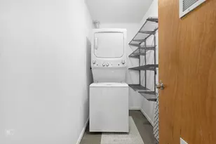 1904 W North Ave, Chicago, IL 60622 - Photo 6