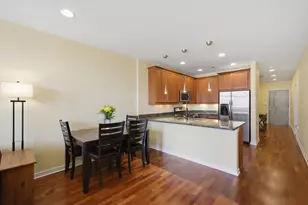 3946 N Ravenswood Ave, Chicago, IL 60613 - Photo 4
