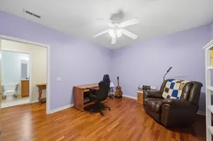 3946 N Ravenswood Ave, Chicago, IL 60613 - Photo 16