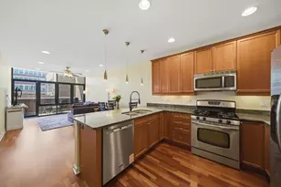 3946 N Ravenswood Ave, Chicago, IL 60613 - Photo 6