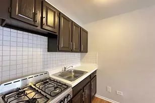 4612 N Beacon St, Chicago, IL 60640 - Photo 8