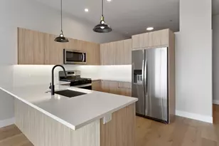 2505 W Farragut Ave, Chicago, IL 60625 - Photo 4