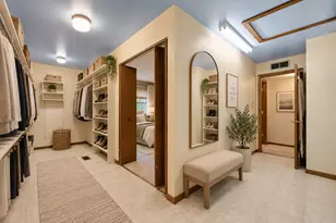 927 Shiloh Ct, Joliet, IL 60431 - Photo 8