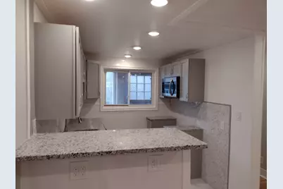 651 South Boulevard #5, Oak Park, IL 60302 - Photo 2