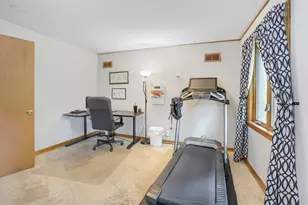1803 Paula Ct, Sleepy Hollow, IL 60118 - Photo 22