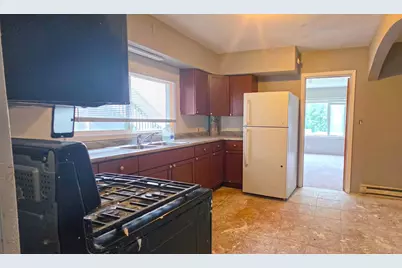 212 W John Street, Champaign, IL 61820 - Photo 2
