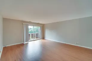 2650 Brookwood Way Dr, Rolling Meadows, IL 60008 - Photo 6