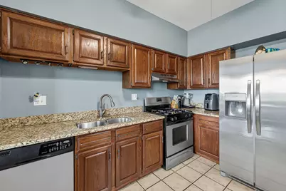71 Golfview Drive, Glendale Heights, IL 60139 - Photo 14