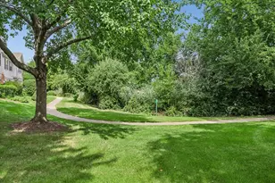 1918 Heron Ave, Schaumburg, IL 60193 - Photo 16