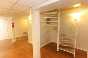 1473 W Erie St, Chicago, IL 60642 - Photo 16