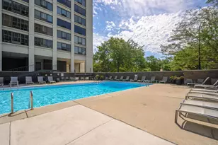 2800 N Lake Shore Dr, Chicago, IL 60657 - Photo 18