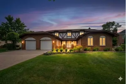 521 Forest Mews Drive, Oak Brook, IL 60523 - Photo 2