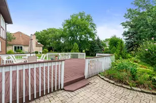 521 Forest Mews Dr, Oak Brook, IL 60523 - Photo 24