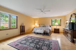 521 Forest Mews Dr, Oak Brook, IL 60523 - Photo 18