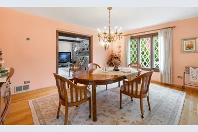 521 Forest Mews Drive, Oak Brook, IL 60523 - Photo 10