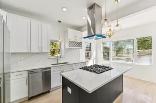 7801 S Eberhart Ave, Chicago, IL 60619 - Photo 6