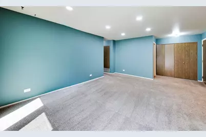 373 Greystone Court #D-2, Schaumburg, IL 60193 - Photo 8
