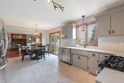 8036 Edgebrook Lane, Tinley Park, IL 60487 - Photo 12