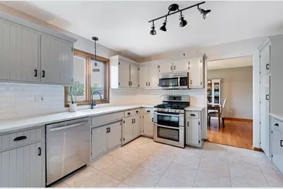 8036 Edgebrook Lane, Tinley Park, IL 60487 - Photo 10