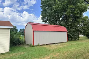 304 N 7th Ave, Hoopeston, IL 60942 - Photo 4