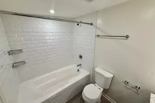 937 W Armitage Ave, Chicago, IL 60614 - Photo 10