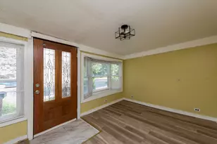 964 N Lewis Ave, Waukegan, IL 60085 - Photo 4