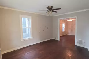 11566 S Lafayette Ave, Chicago, IL 60628 - Photo 4