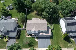 1829 Thornapple Way, Aurora, IL 60504 - Photo 2
