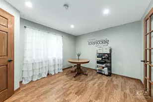 1829 Thornapple Way, Aurora, IL 60504 - Photo 32