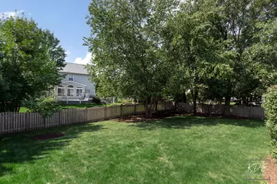 1829 Thornapple Way, Aurora, IL 60504 - Photo 38
