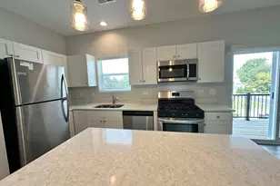 855 E Main St, East Dundee, IL 60118 - Photo 4