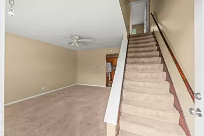 105 Appletree Court, Yorkville, IL 60560 - Photo 4