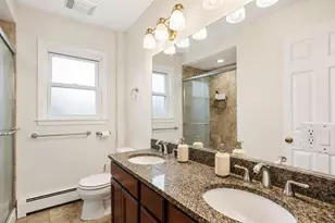 2147 Ridge Ave, Evanston, IL 60201 - Photo 18