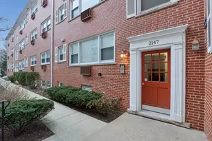2147 Ridge Ave, Evanston, IL 60201 - Photo 2