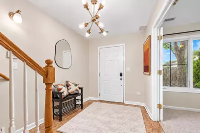 1192 Clarence Avenue #7, Oak Park, IL 60304 - Photo 2