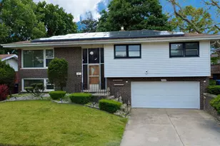539 E 169th St, South Holland, IL 60473 - Photo 1