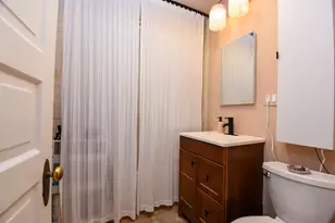 1346 N Kedzie Ave, Chicago, IL 60651 - Photo 52