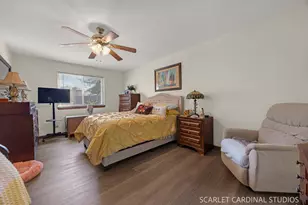 449 Canterbury Dr, Carol Stream, IL 60188 - Photo 10