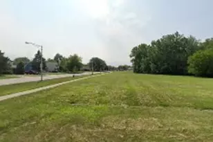 343 S Chatham Ave, Addison, IL 60101 - Photo 1
