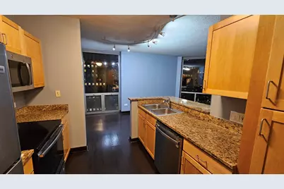222 N Columbus Drive #3102, Chicago, IL 60601 - Photo 2