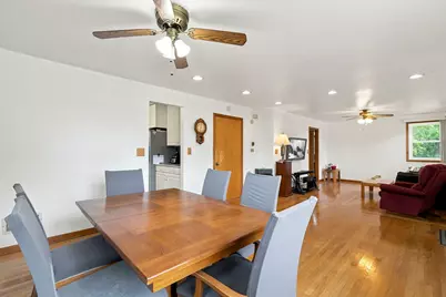 2170 Laura Lane, Des Plaines, IL 60018 - Photo 4